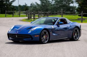 Cận cảnh Ferrari V12 F60 siêu hiếm