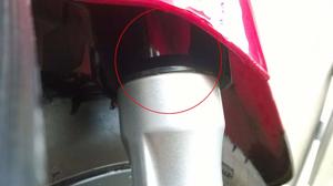 Giảm xóc xe máy bị chảy dầu là do đâu?