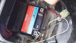 Làm gì để kéo dài tuổi thọ ắc quy ô tô?