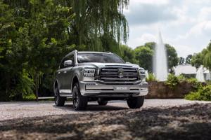 Tank 500 - Ô tô Trung Quốc đấu Toyota Prado