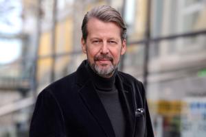 Cựu lãnh đạo Bentley đầu quân về Geely Auto