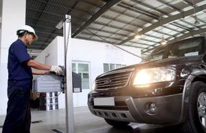 Từ 1/10, đi đăng kiểm ô tô không phải xuất trình bảo hiểm