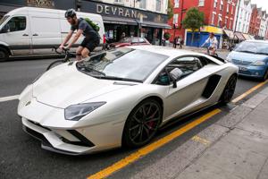 Cách đỗ xe như một chuyên gia