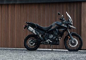 Cận cảnh siêu phẩm giới hạn Triumph Tiger 900 Bond Edition 2021