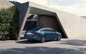 Đối thủ “lười” nâng cấp, Kia K3 dẫn đầu phân khúc xe hạng C 