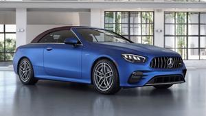 Các đơn mua xe của Mercedes-Benz phải đợi thêm 1 năm