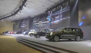 Kia “tổng tấn công” thị trường Việt Nam, ra mắt loạt sản phẩm mới một lúc