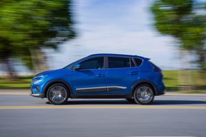 Trợ lý ảo Vivi trên xe điện VinFast VF e34 có thể làm được những gì?