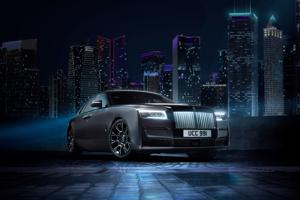 Rolls-Royce Ghost 2022 lộ diện với phiên bản đen nhám huyền bí