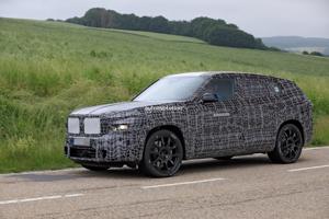 BMW sẽ ra mắt X8 M Plug-in Hybrid SUV Concept vào ngày 29 tháng 11