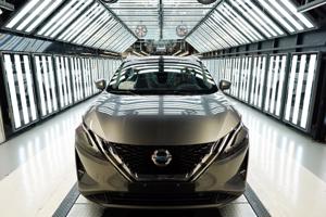 Nissan tăng triển vọng lợi nhuận