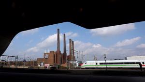 Volkswagen xây dựng nhà máy mới ở Wolfsburg để đối đầu Tesla