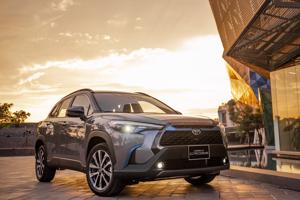 Vì sao Toyota Corolla Cross bất ngờ bán chạy nhất thị trường?