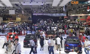 Thị trường ô tô Việt lại "mua bia kèm lạc" trong mùa mua sắm cuối năm 2021