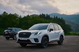 Subaru Forester e-Boxer 2022 có gì mới?