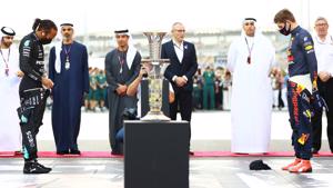 FIA sắp điều tra kết quả chặng đua Abu Dhabi 2021