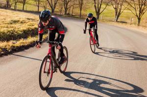 Ducati trình làng… xe đạp đua bằng điện đầu tiên