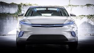 Stellantis tự tin có thể bắt kịp Tesla