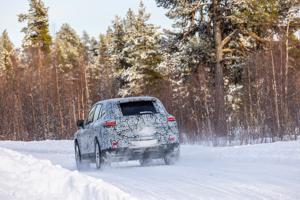 Mercedes-Benz EQS SUV chốt ngày ra mắt