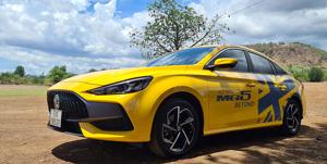 Xe mới giá hấp dẫn liên tục ra mắt trong tháng 3, khách Việt "hoa mắt" lựa chọn