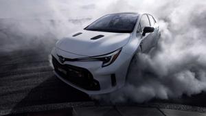 Toyota Corolla GR 2023 chính thức lộ diện: Hầm hố hơn, công suất 300 mã lực