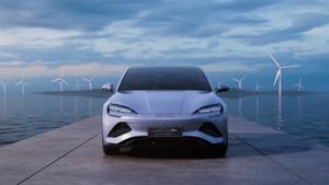 BYD Seal EV - Đối thủ xứng tầm của Tesla Model 3 đến từ Trung Quốc?