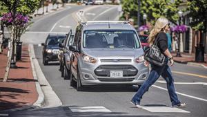 Hiệp hội ô tô Mỹ: “Hệ thống tự lái Cấp độ 2 vẫn còn khá “tệ””