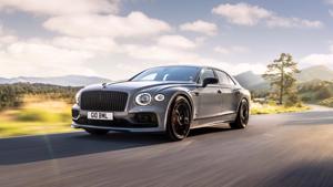 Bentley Flying Spur S 2023 lộ diện