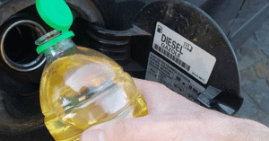 Người dân Châu Âu dùng 17.000 tấn dầu ăn… làm nhiên liệu chạy xe mỗi ngày