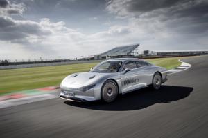 Xe điện VISION EQXX lập kỷ lục mới, di chuyển 1.200km chỉ với một lần sạc