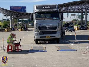 Xe quá tải không có “cửa” đi vào đường cao tốc trên cả nước