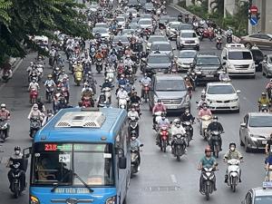 Giao thông “lộn xộn” trên đường Nguyễn Trãi trước ngày phân luồng