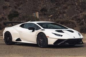Lamborghini Huracan sẽ có biến thể plug-in hybrid năm 2023