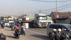 Vì sao hiểm hoạ xe container chở cuộn thép “tử thần” chưa thể xử lý dứt điểm?