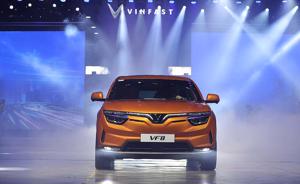 Vinfast VF 8 chính thức đến tay người dùng Việt 