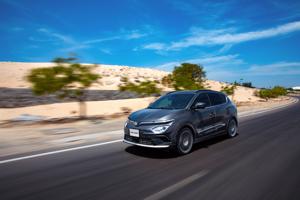 Thiếu linh kiện, chỉ 5 xe VinFast VF e34 bán ra trong tháng 8/2022