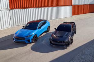 Các đại lý Ford sẽ không bắt buộc phải bán xe điện nếu không muốn