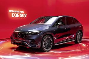 Mercedes EQE SUV 2024 sẽ có hai phiên bản AMG EV