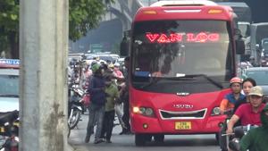 Hà Nội: Nhức nhối nạn “xe dù”, “bến cóc”