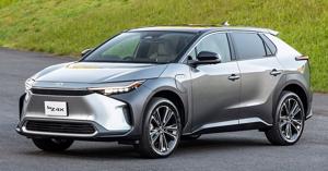 Toyota bZ4X vừa mở bán đã “cháy hàng” tại Thái Lan