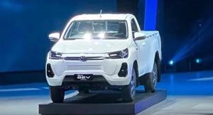 Hilux Concept chạy điện lần đầu tiên xuất hiện tại Thái Lan