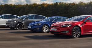 Giá xe Tesla “tuột dốc” nhanh hơn so với các mẫu xe đối thủ sau khi giảm giá