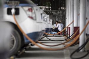 Trung Quốc lắp số trạm sạc gấp đôi trạm sạc EV các quốc gia khác trên thế giới cộng lại