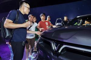 Tỷ lệ sở hữu xe điện của Việt Nam sẽ "tăng trưởng mạnh" năm 2023