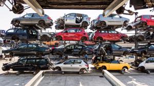 Công nghệ mới cho phép các kỹ sư ô tô thiết kế các bộ phận từ nhựa tái chế