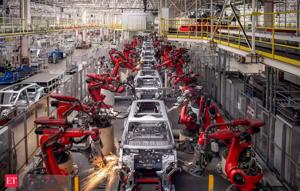 Nhật Bản giảm thuế trong 10 năm để thúc đẩy sản xuất xe điện, chip bán dẫn