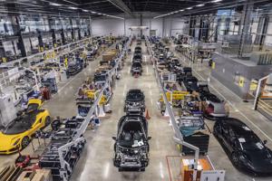 Các nhà sản xuất ô tô châu Âu đối mặt với áp lực lợi nhuận rất lớn