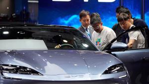 Doanh số EV Trung Quốc phá vỡ mọi dự báo quốc tế năm 2024