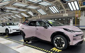 Vì sao BYD là thế lực lớn về xe điện trên toàn cầu nhưng gặp khó tại Việt Nam?