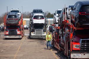 Canada đáp trả Mỹ với “thuế quan có mục tiêu” 